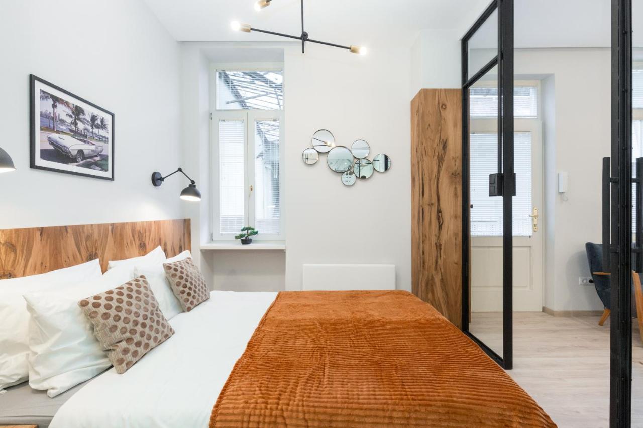 Luxury Dream Suite In The Absolute Center Budapest Esterno foto